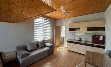 4хместный  люкс с/б и кухней(2х комнатный) в Счастливый слон