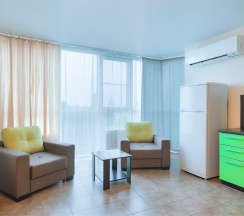 Однокомнатный номер бизнес-класса с гостиной-кухней и спальней в Degas lite hotel