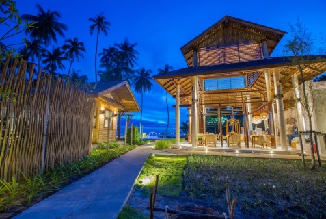 пляж Клонг Чао: Курортный отель Rest Sea Resort
