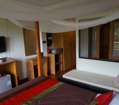 Двухместная вилла c 1 комнатой с видом на сад двуспальная кровать в Starwell Garden Home Resort