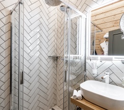 Номер Классик с двуспальной кроватью c видом на реку и балконом в Grand Chalet Altay
