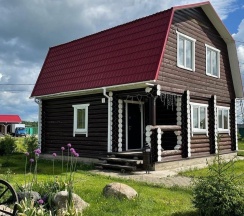 2-комнатный коттедж улучшенный с 2 односпальными и 3 двуспальными кроватями в Солнечный берег