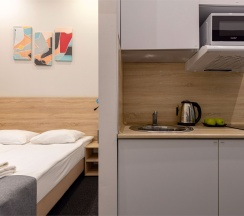 izzzi COMFORT с кондиционером и колонкой "Алиса" в izzzi 3* у Владимирской