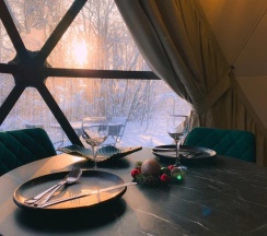 Геокупол Ниагара в Вазуза Лав