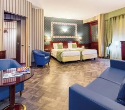 Четырёхместный номер в Отель C-Hotels Concorde
