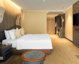 Двухместный номер Deluxe с видом на сад двуспальная кровать в Amora Beach Resort Phuket