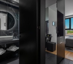 Двухместный номер Comfort двуспальная кровать в No15 Ermou Hotel