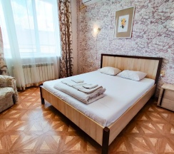 Номер стандарт улучшенный с 1 двуспальной кроватью в Азия