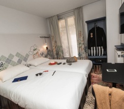 Четырёхместный семейный номер Connecting в ibis Styles Paris Gare Saint Lazare