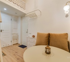 Двухуровневая студия двухместная без окна в Sokroma Фонтанный дом