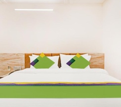 Номер Superior в Treebo Paras Raj Near City Palace