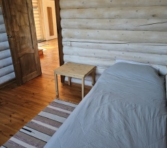 Коттедж с красивым видом из окна в Lякабанья