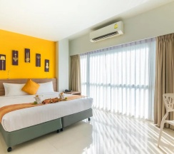 Двухместный номер Luxury c 1 комнатой двуспальная кровать в The Lantern Resorts Patong