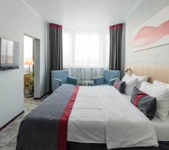 Люкс в Ramada by Wyndham Yekaterinburg Hotel&Spa