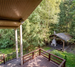 Гостевой дом с горячей купелью и камином в Лепота