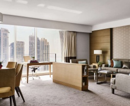 Четырёхместный люкс Exclusive в Pullman Doha West Bay