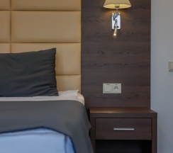 Senior Suite в Central City
