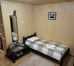 Четырёхместный коттедж в White Village