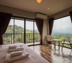 Люкс в Thanburi Resort