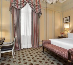 Двухместный номер Classic двуспальная кровать в Hotel Grande Bretagne, a Luxury Collection Hotel, Athens