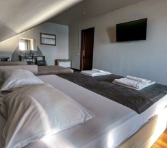 Семейный люкс с прямым видом на море в Villa terrasa hotel