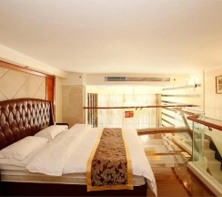 Двухместный номер Standard Дуплекс (двуспальная кровать) в Louidon Mega Duplex Apartment - Beijing Rd