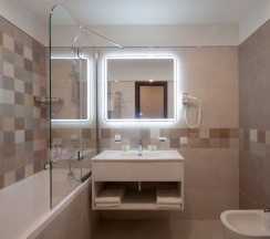 Улучшенный в У Золотых Ворот