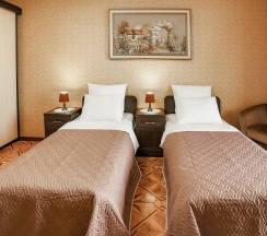 2. Люкс с балконом в Art Home