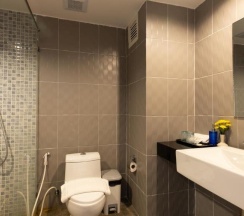 Двухместный номер Deluxe рядом с пляжем двуспальная кровать в Royal Phala Cliff Beach Resort and Spa