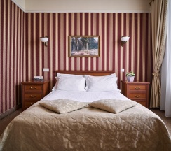 Стандарт Премиум с двуспальной кроватью в Центральный by USTA Hotels