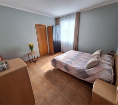 СТАНДАРТНЫЙ 13 ТРЕХМЕСТНЫЙ НОМЕР С ДВУМЕСТНОЙ КРОВАТЬЮ, ДИВАНОМ в Цитрус