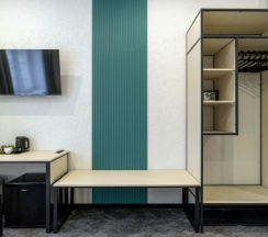 Семейный с 1 двухспальной кроватью и 1 односпальной кроватью в Арт Март