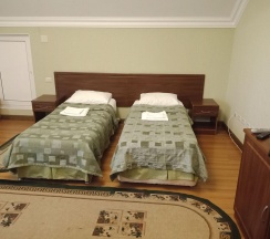 4-местная 2-комнатная комната эконом с 4 односпальными кроватями в Легенда Сочи