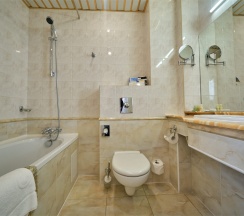 Классический номер c 1 кроватью или 2 раздельными в Author Boutique Hotel