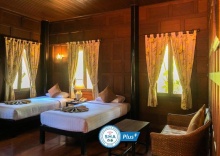 Двухместный номер Deluxe 2 отдельные кровати в Baan Amphawa Resort & Spa