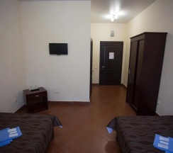 Кровать в 2-местном общем номере в Курилотрансавто