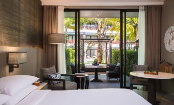 Четырёхместный семейный номер Standard с балконом двуспальная кровать в Phuket Marriott Resort And Spa, Nai Yang Beach