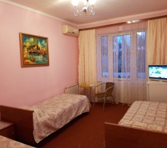 Полулюкс трехместный в Милана
