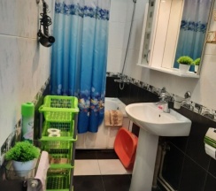 Семейный двухкомнатный с кухней пятиместный в Тифлис