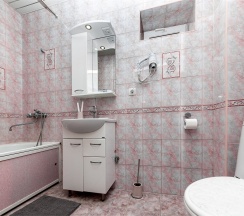 Двухкомнатная квартира с отдельным входом на 1 этаже ул. Красногвардейская д.5 в Милка