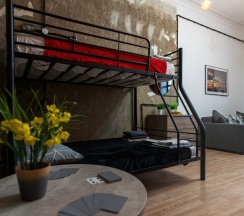 Апартаменты с 3 комнатами с красивым видом из окна в Rooms4Rent