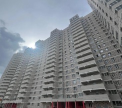 Двухместные апартаменты c 1 комнатой с балконом (двуспальная кровать) в Апартаменты Уютная студия в тихом центре
