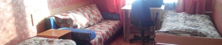 Номер полулюкс с 3 односпальными кроватями и диваном в Фортуна