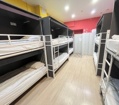 Кровать в общем номере в Северная звезда