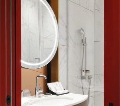 Представительский Кинг с видом на город в Maidens Hotel Moscow