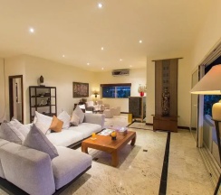Вилла с 3 комнатами в Viola Pool Villa
