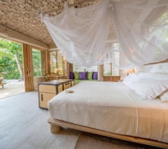 Residence With Pool Crusoe с 2 комнатами в Soneva Fushi