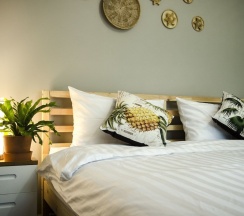 Номер Standard с красивым видом из окна в Goodfellas Thong Lor Hostel
