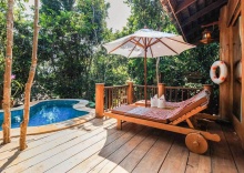 Двухместная вилла Junior Pool двуспальная кровать в Santhiya Koh Phangan Resort & Spa