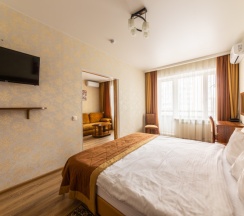 Двухкомнатный Люкс с кроватью QUEEN SIZE в Corsa Vita